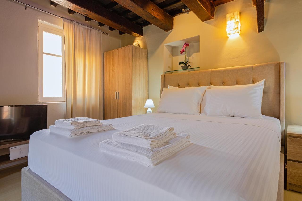 Ydragogeio Rooms Old Town Chania  Exteriör bild
